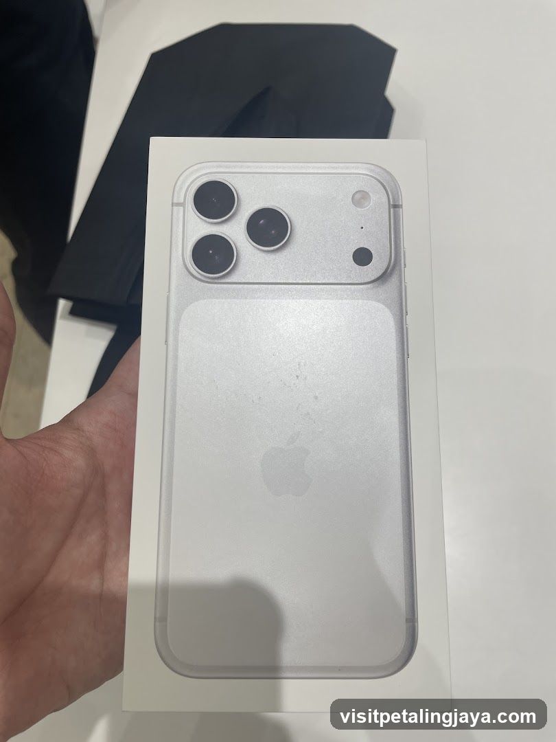 iPhone Box
