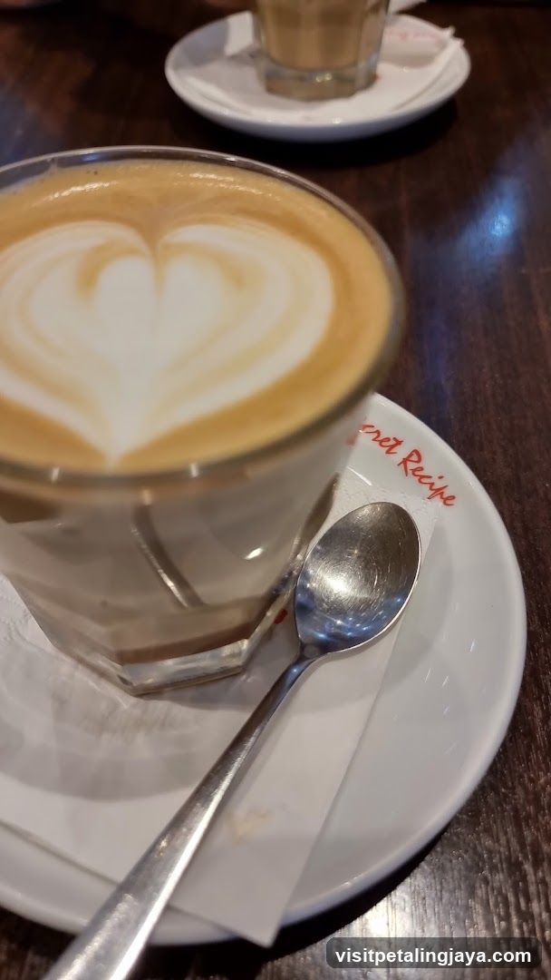Latte with Heart Art