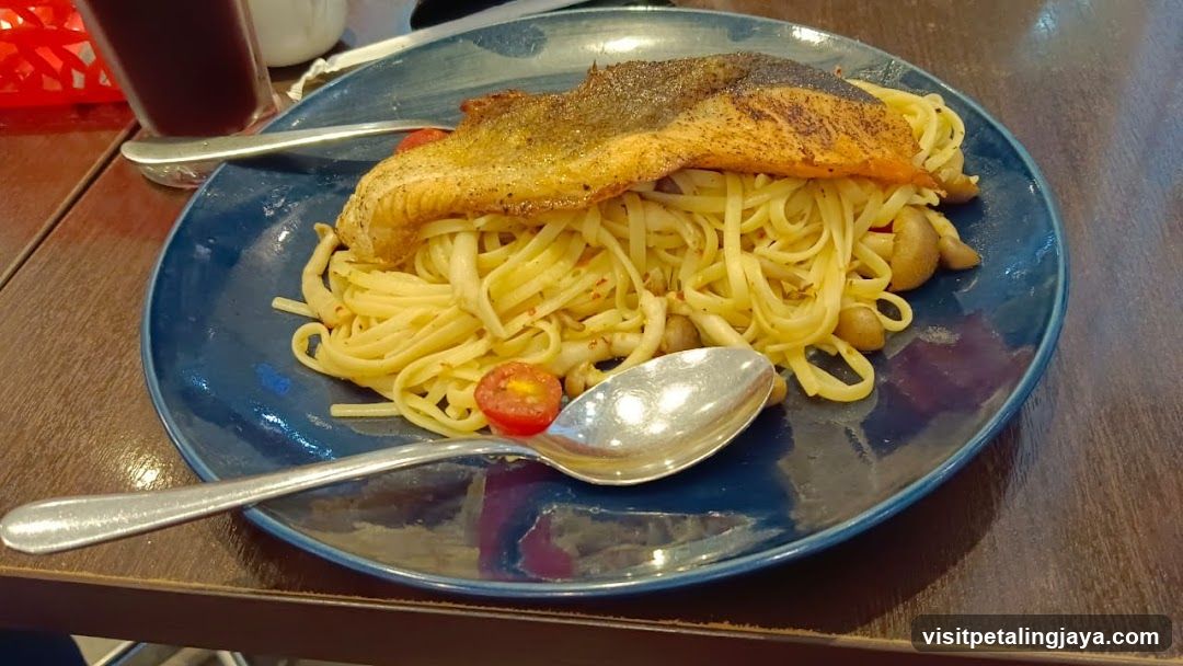 Salmon Pasta