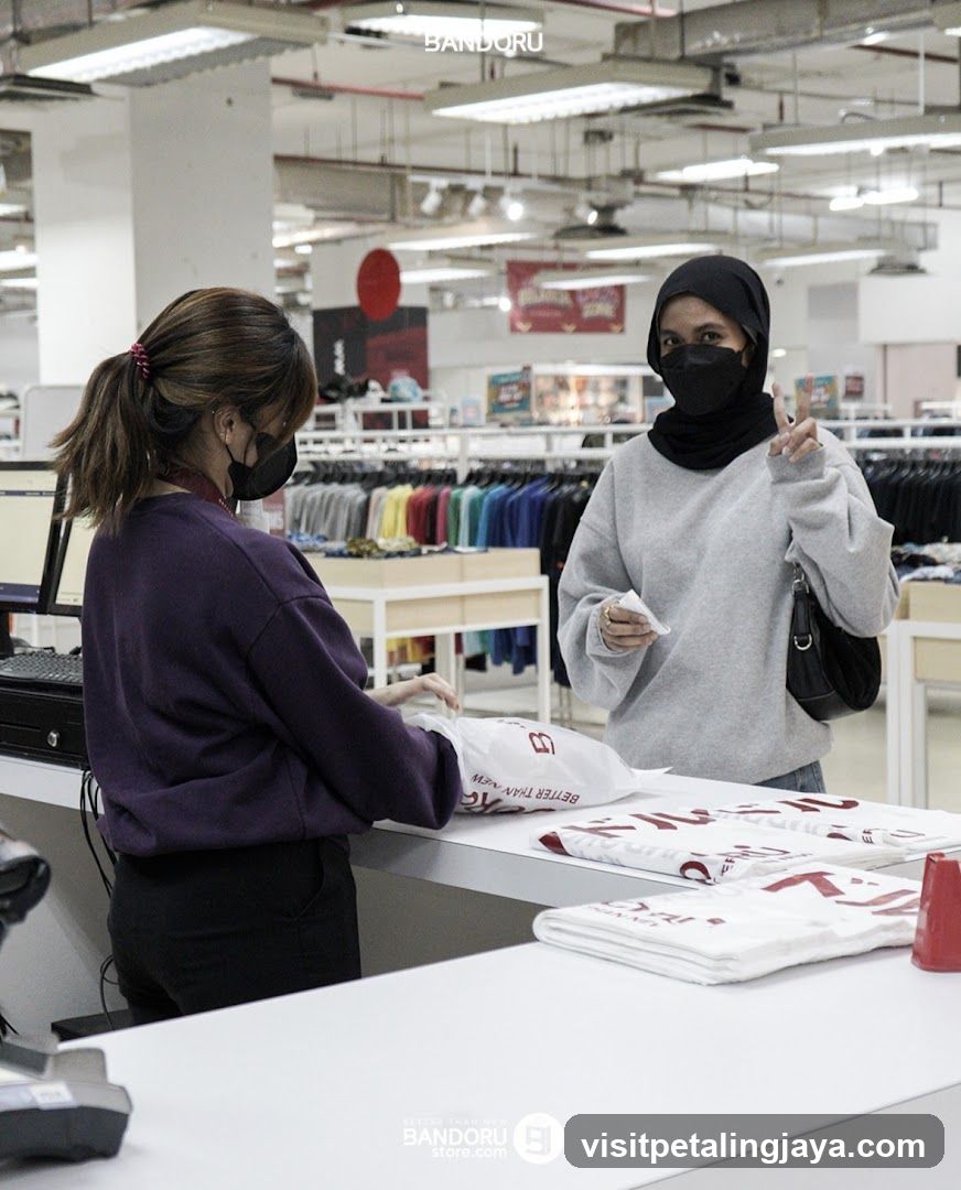 Checkout at a clothing store