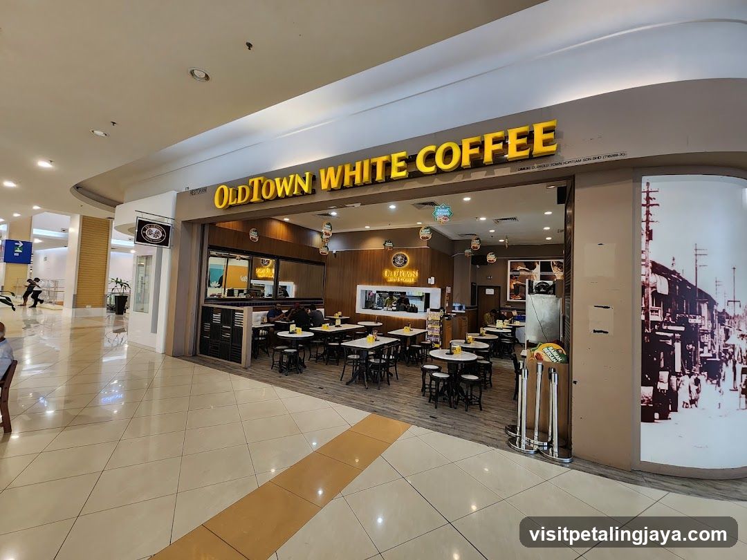 OLDTOWN White Coffee AEON Bukit Indah