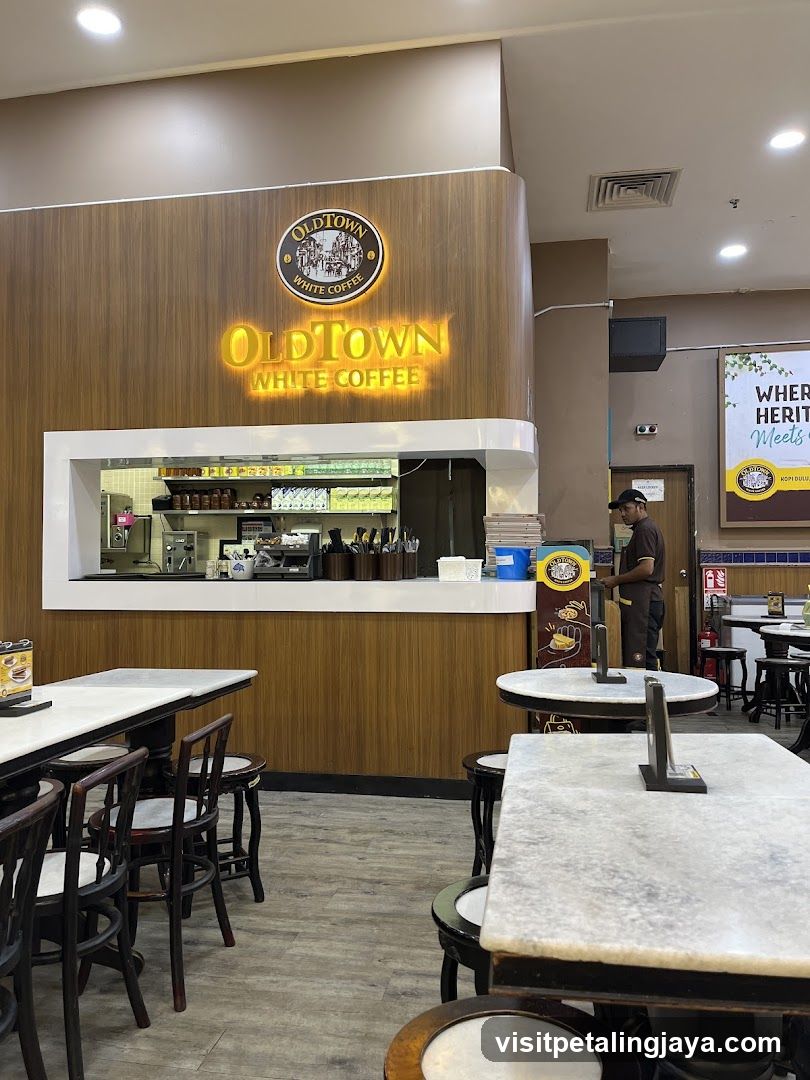 OldTown White Coffee Interior