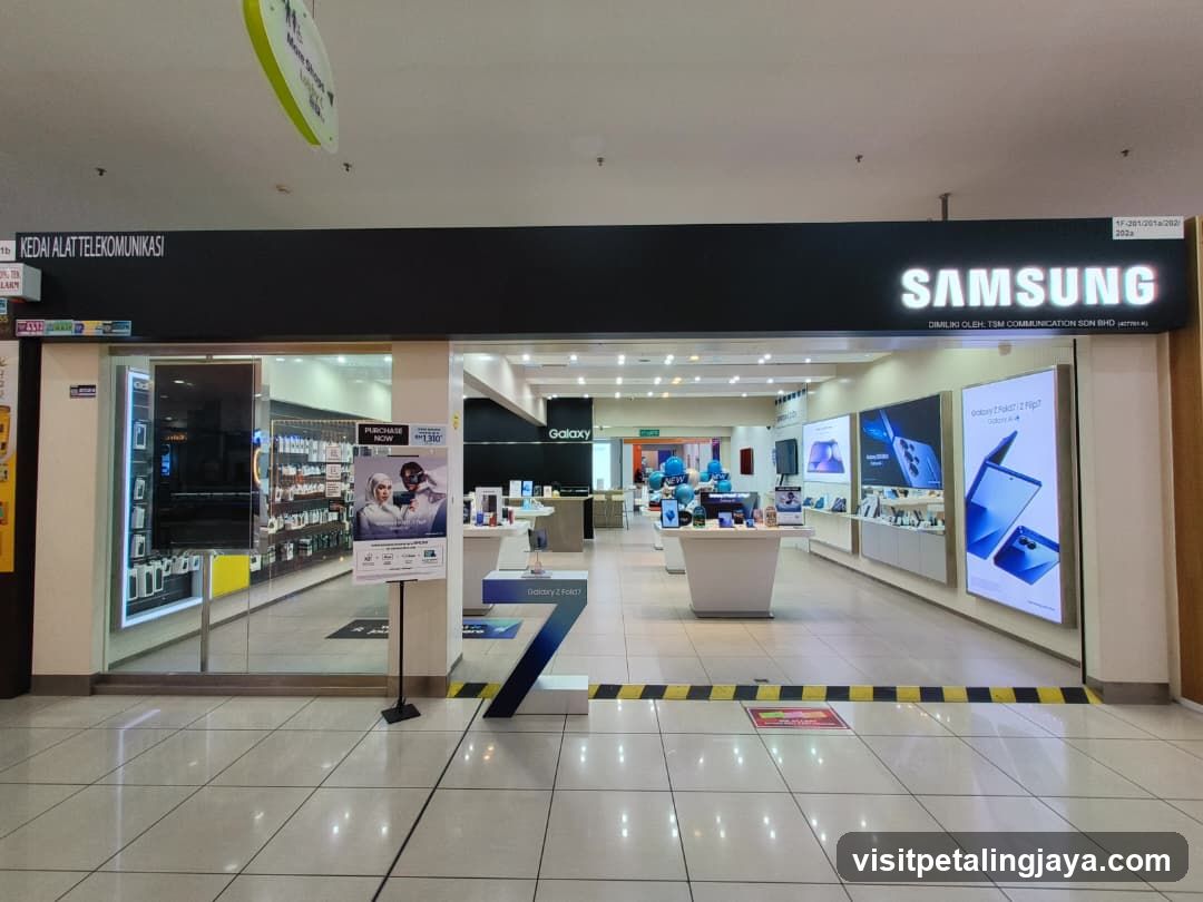 Samsung Experience Store Sutera Mall