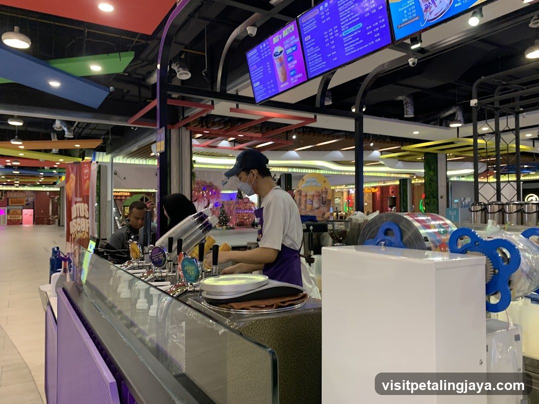 Beverage Stand in Mall