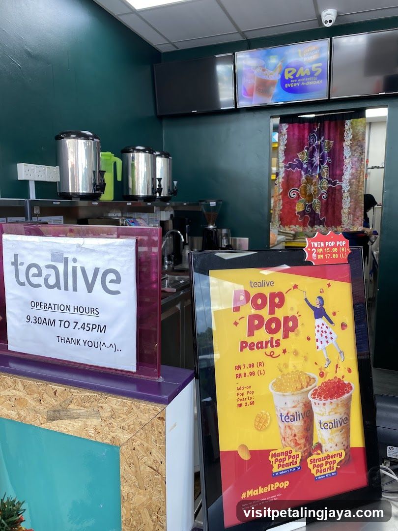 Tealive Menu Board