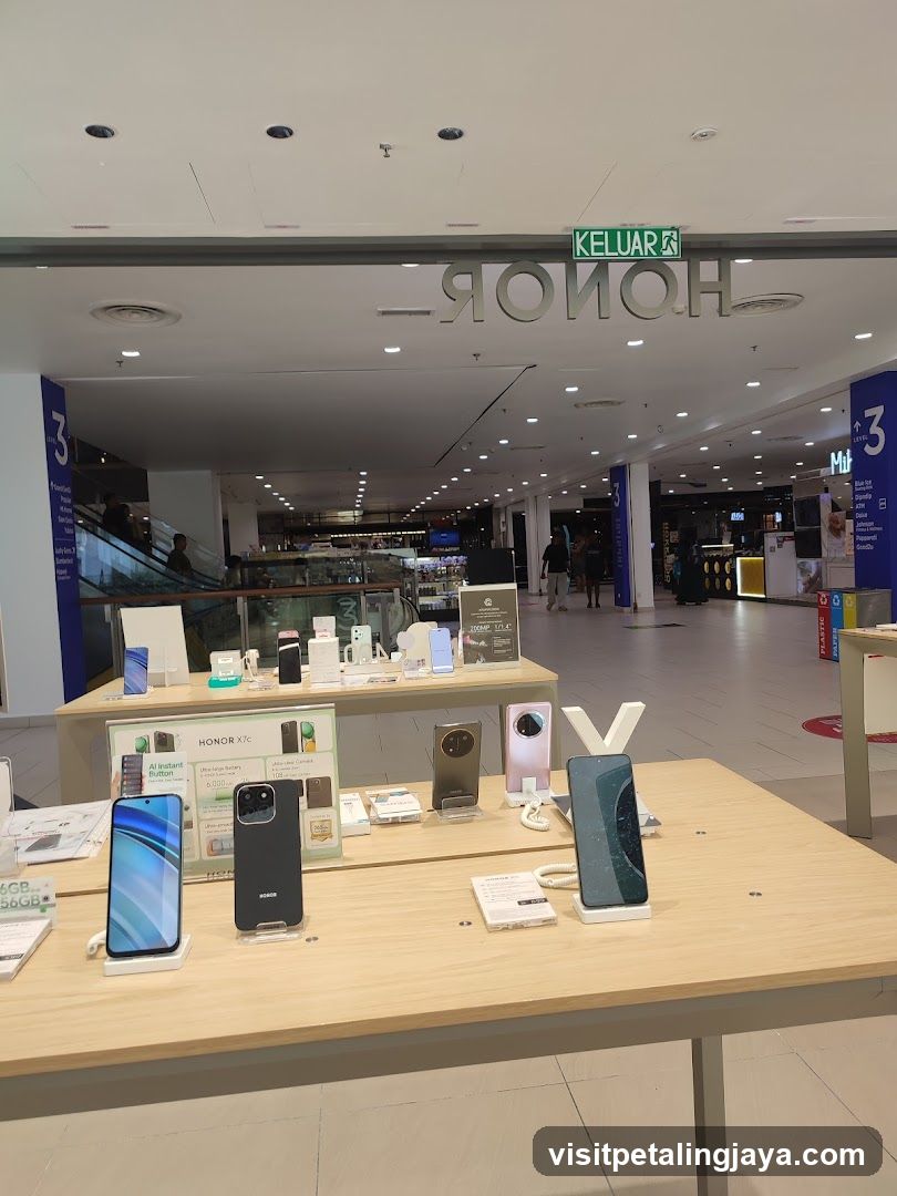 Honor Store Display
