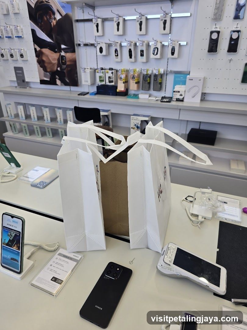Honor Store Display