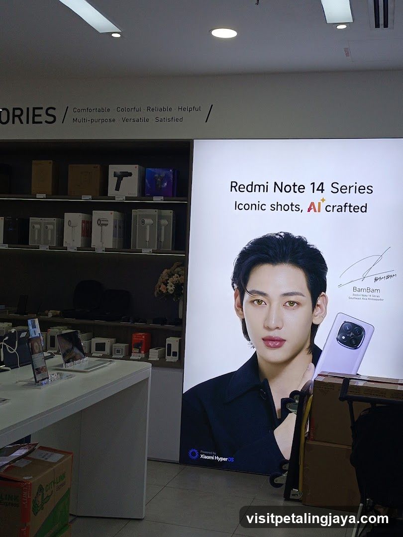 Xiaomi Store Display