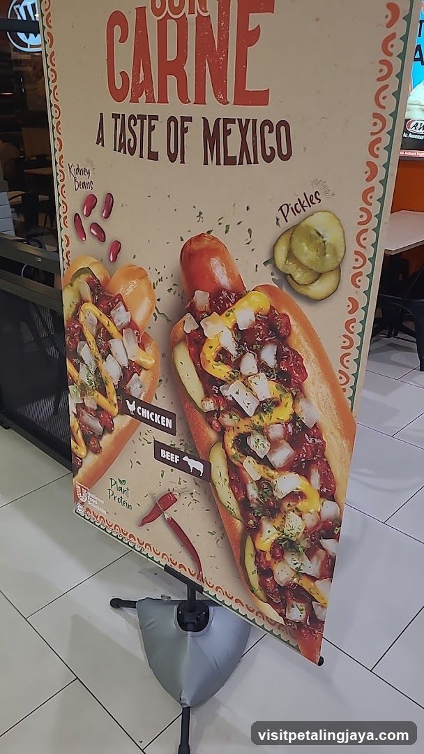 Con Carne Hot Dog Advertisement