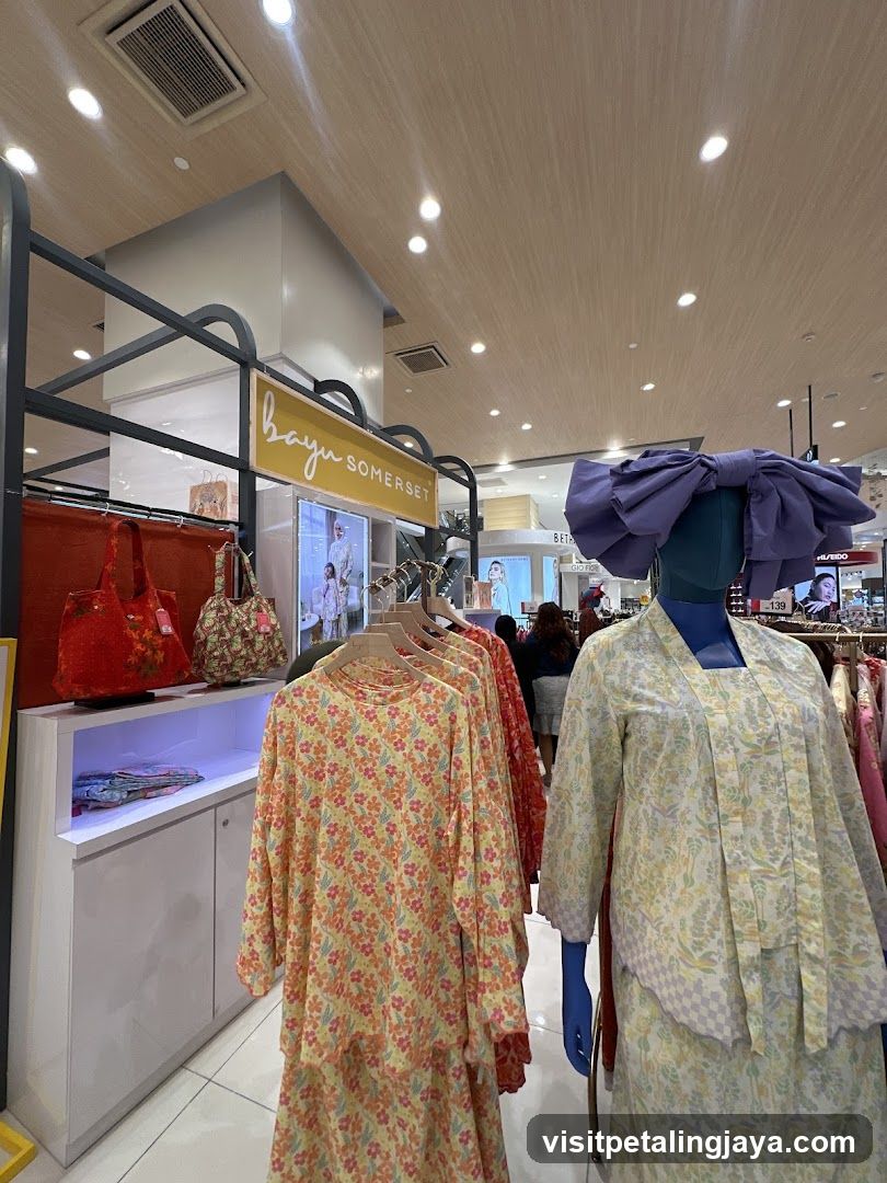 Baju Somerset Display