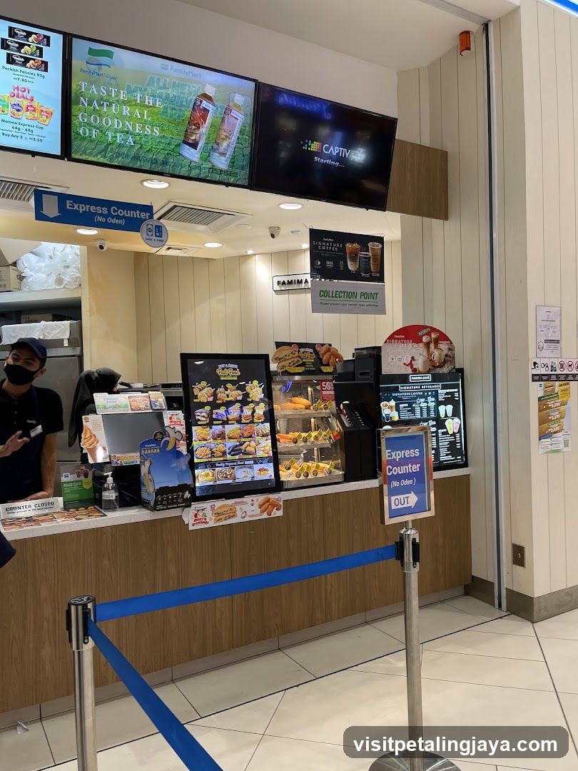 FamilyMart Counter