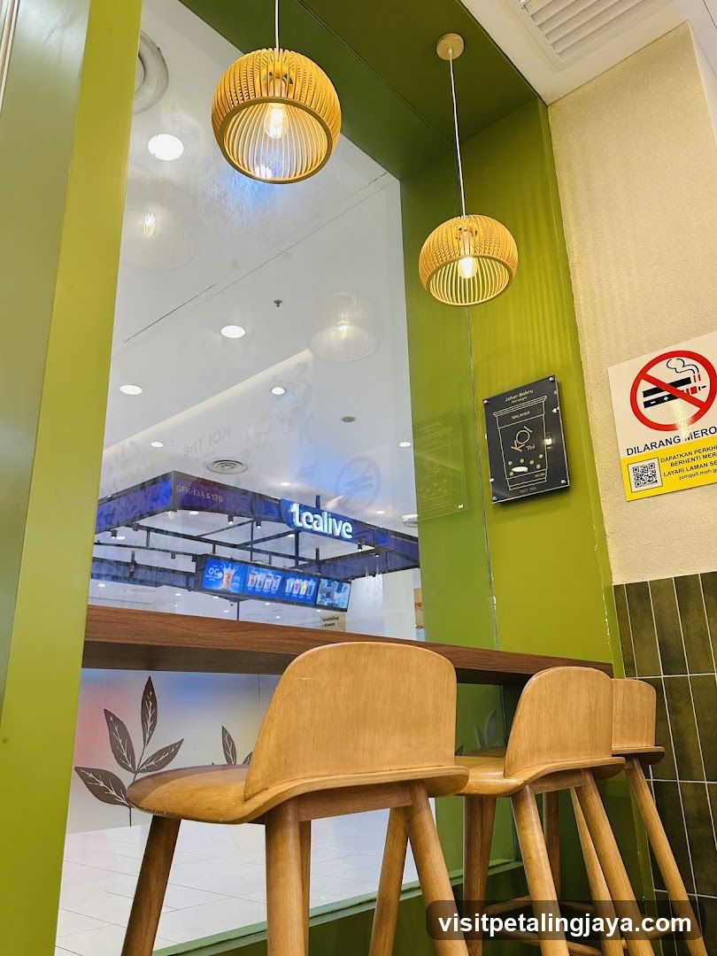Tealive Interior