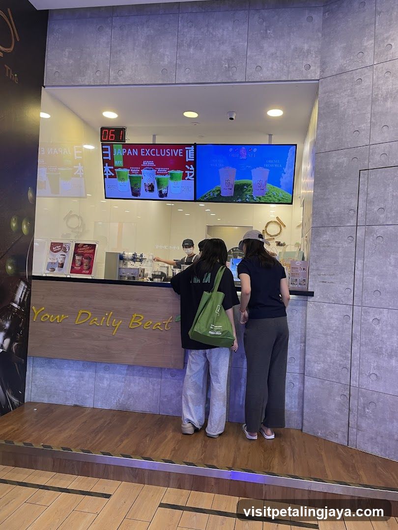 Tea Shop Counter