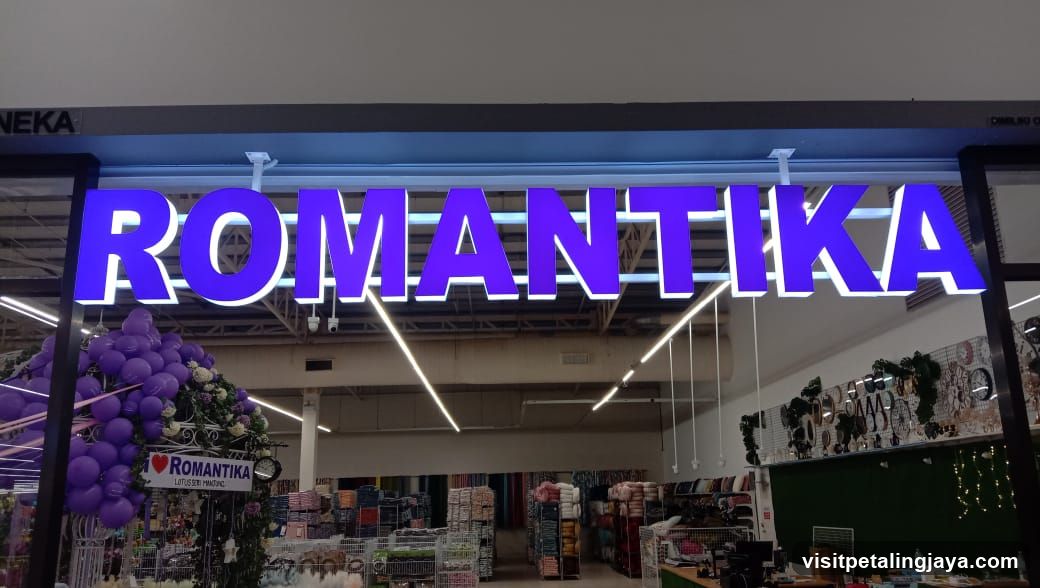 Romantika Paradigm Mall