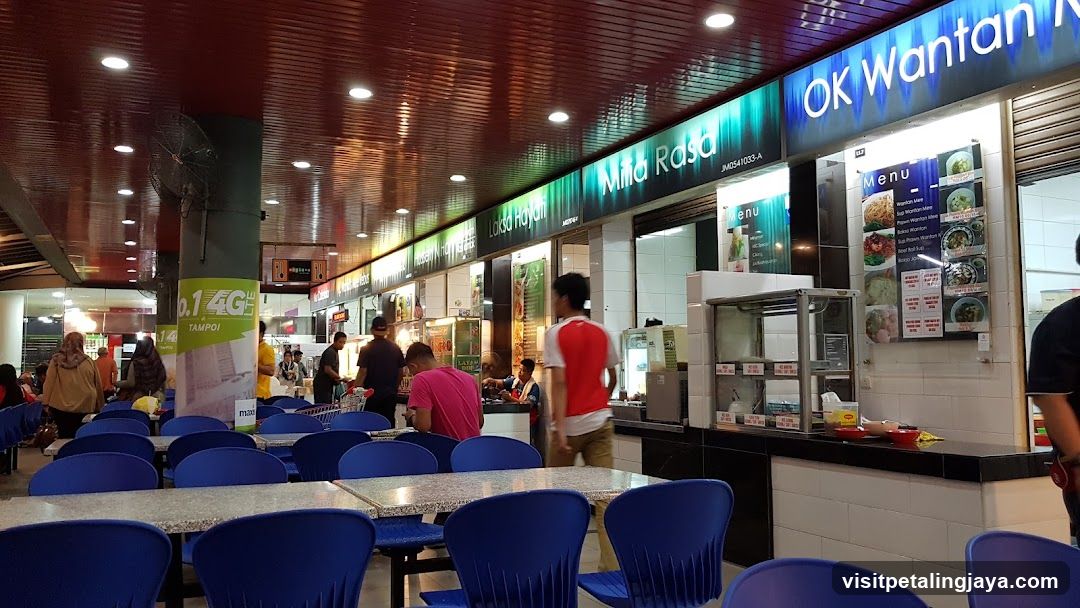 Food court with various stalls