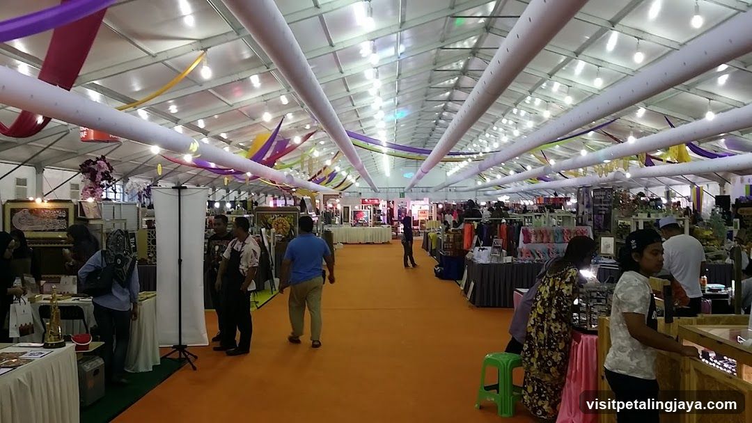 Indoor Market Stalls
