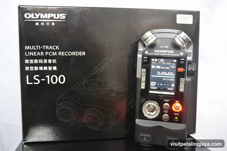 Olympus LS-100 Linear PCM Recorder