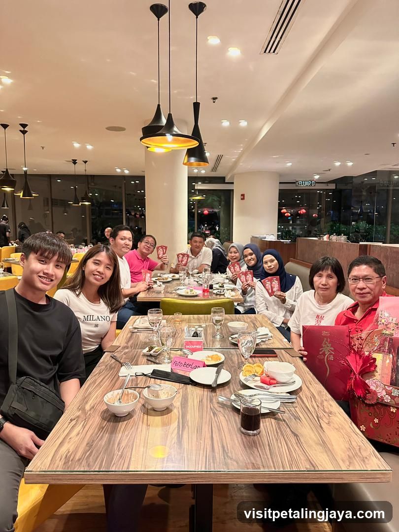 Family Dinner Gathering