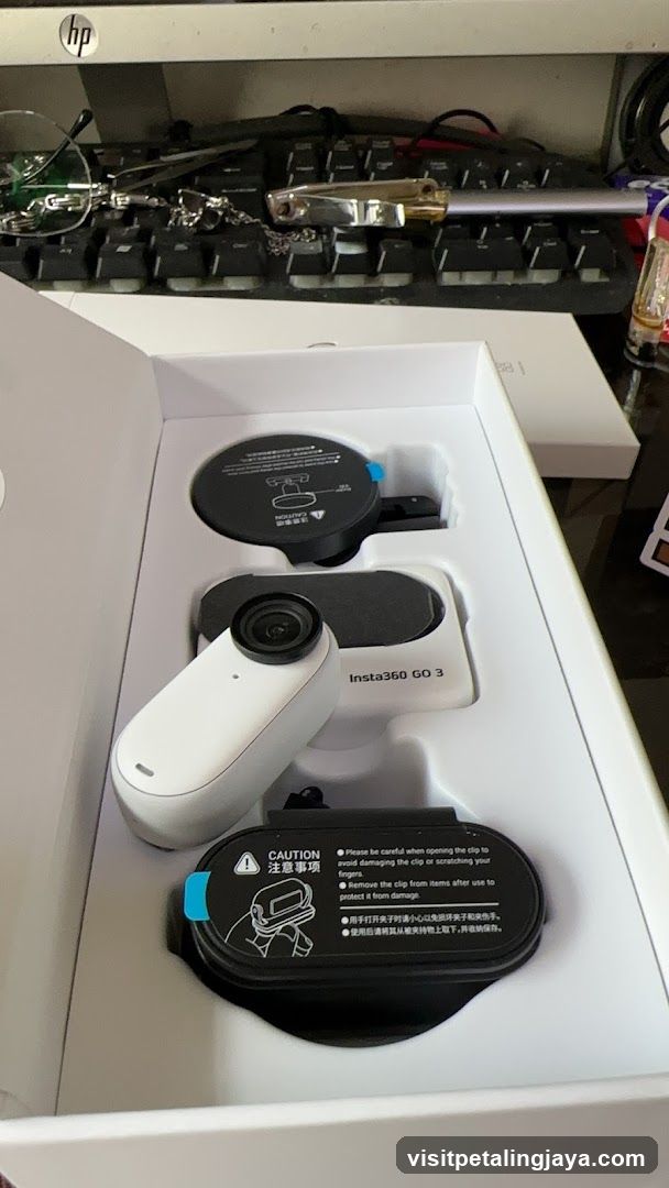 Insta360 GO 3 Camera Box