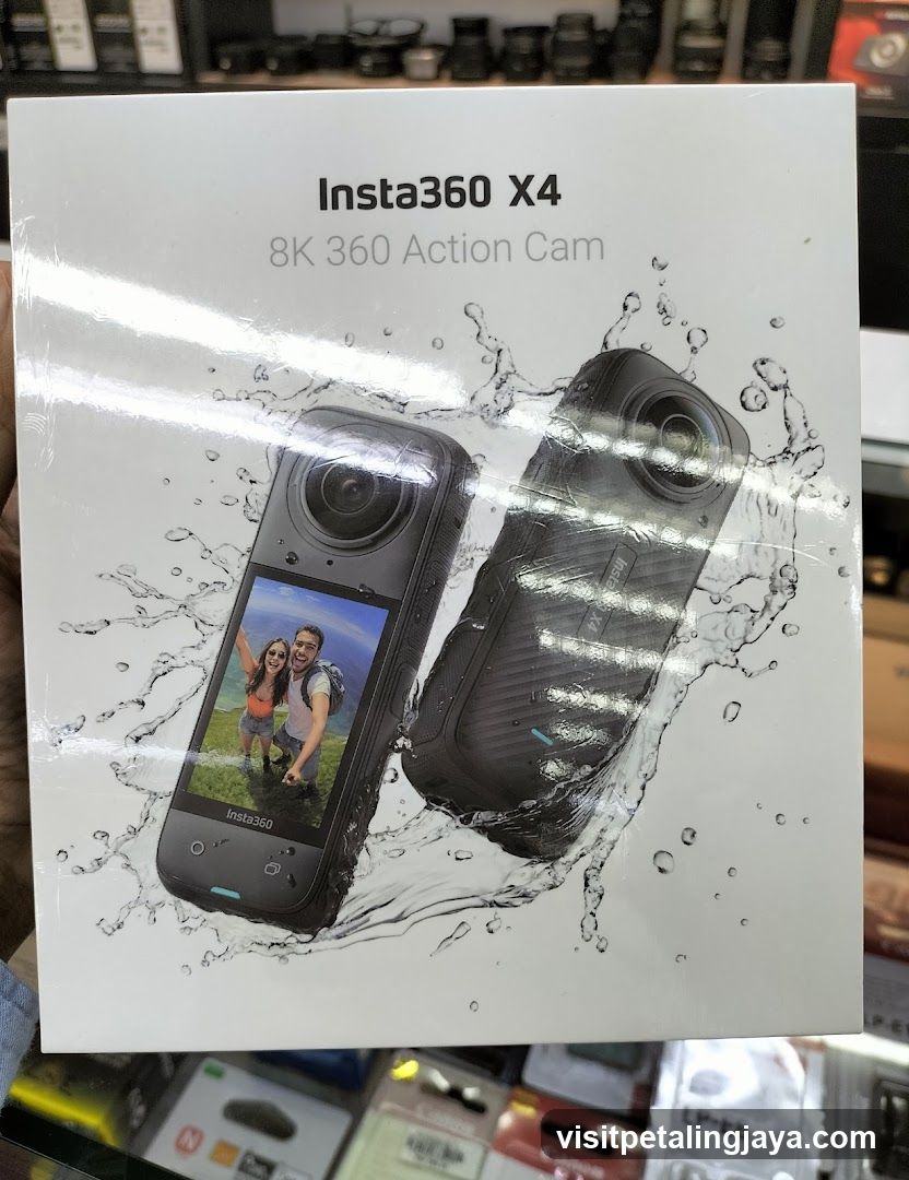 Insta360 X4 8K 360 Action Cam Box