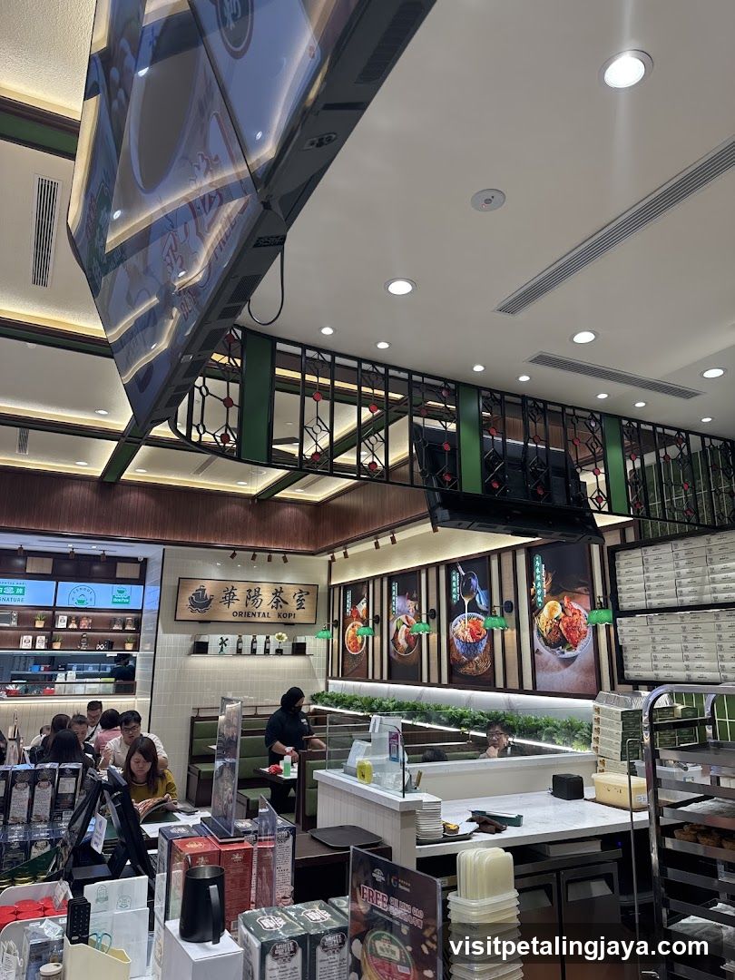 Interior of Oriental Kopi Restaurant