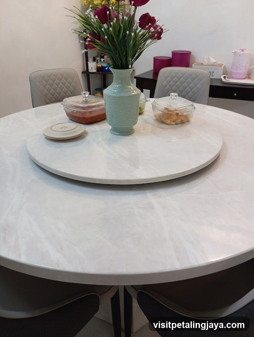 Dining Table Setting