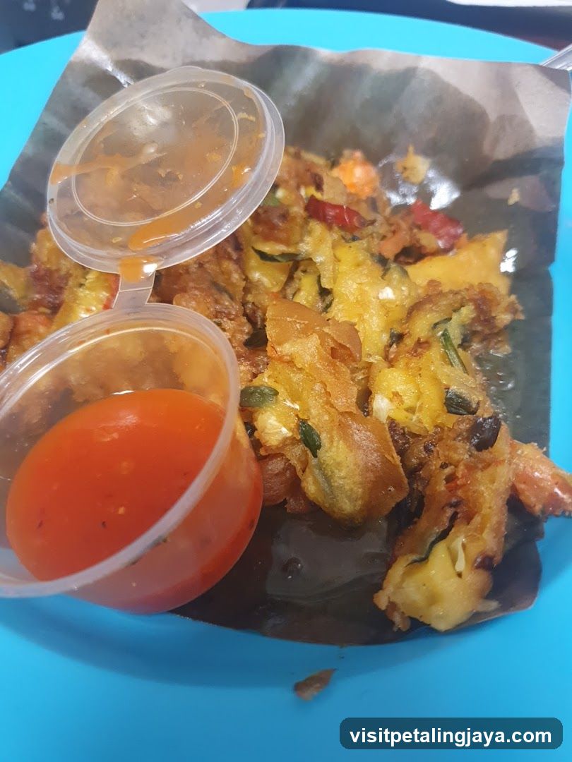 Fried Snacks with Sauce