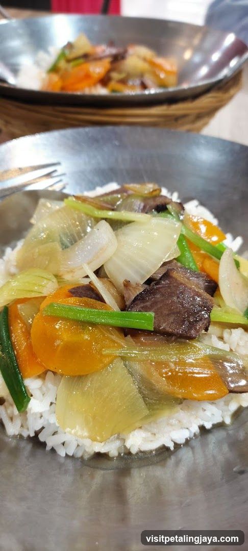 Aeon food court