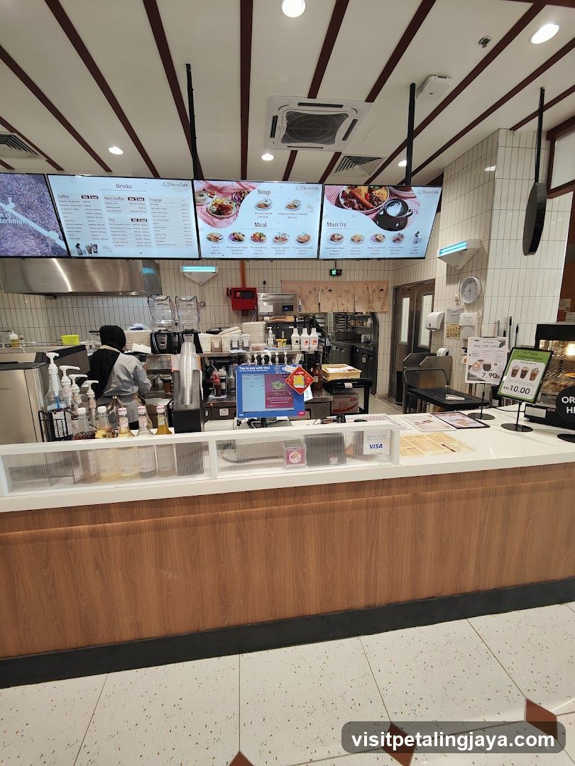 Aeon food court