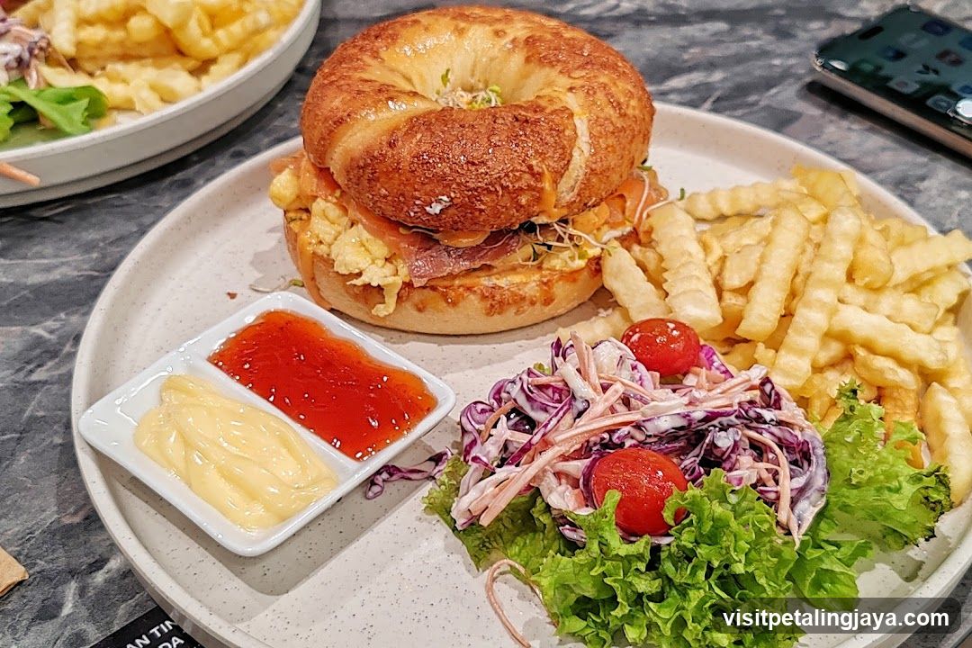 Bagel Sandwich with Fries and Coleslaw