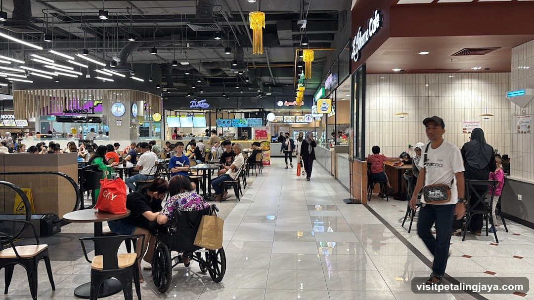 Busy Food Court