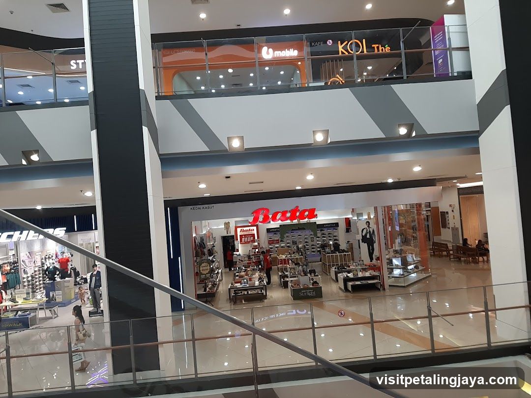 Bata AEON Bukit Indah