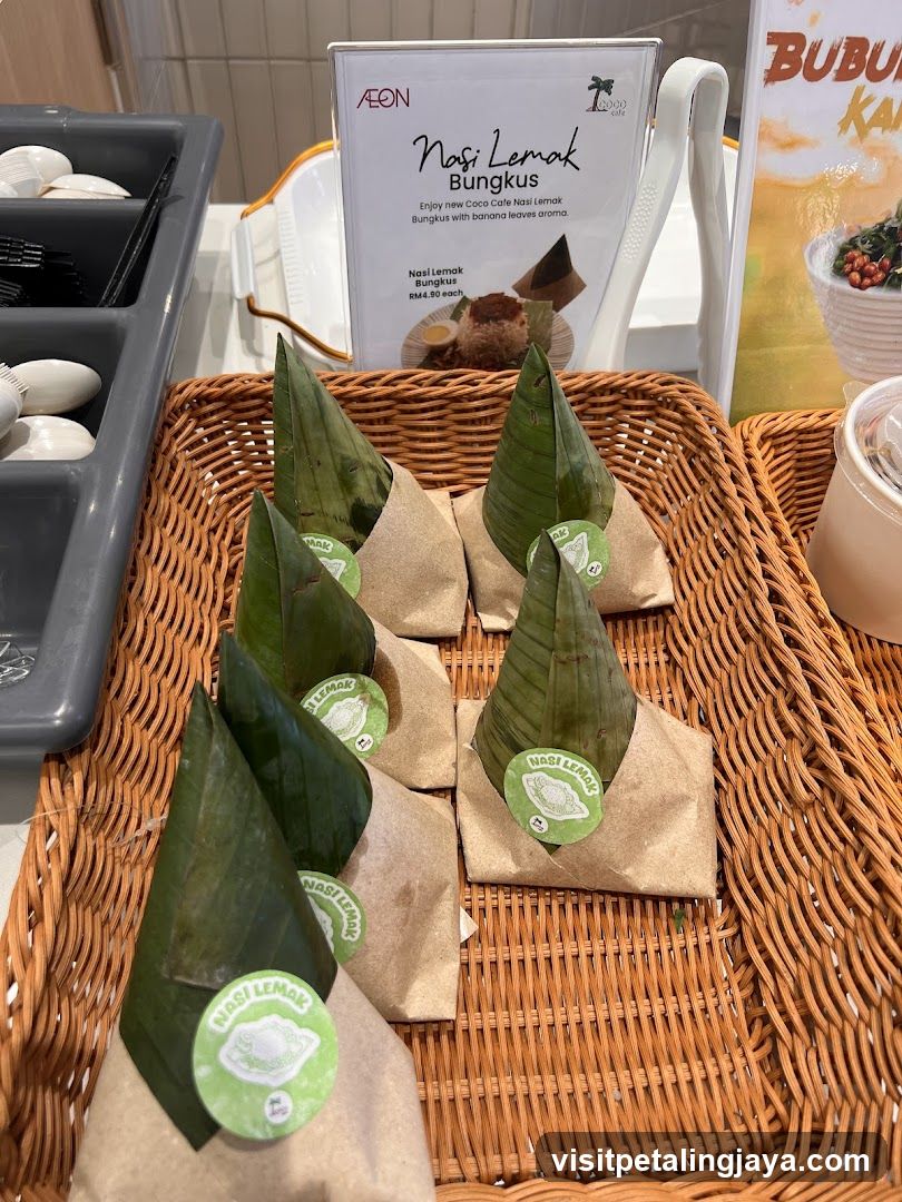 Nasi Lemak Bungkus