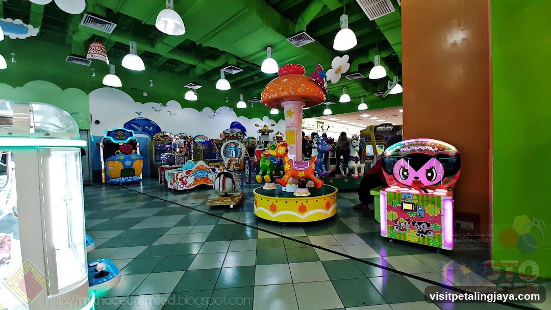Molly Fantasy • ÆON Mall Bukit Indah