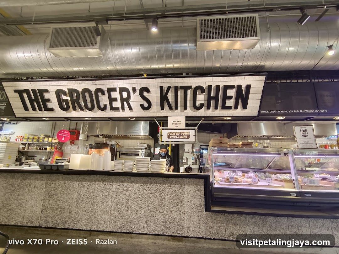 The Grocer's Kitchen