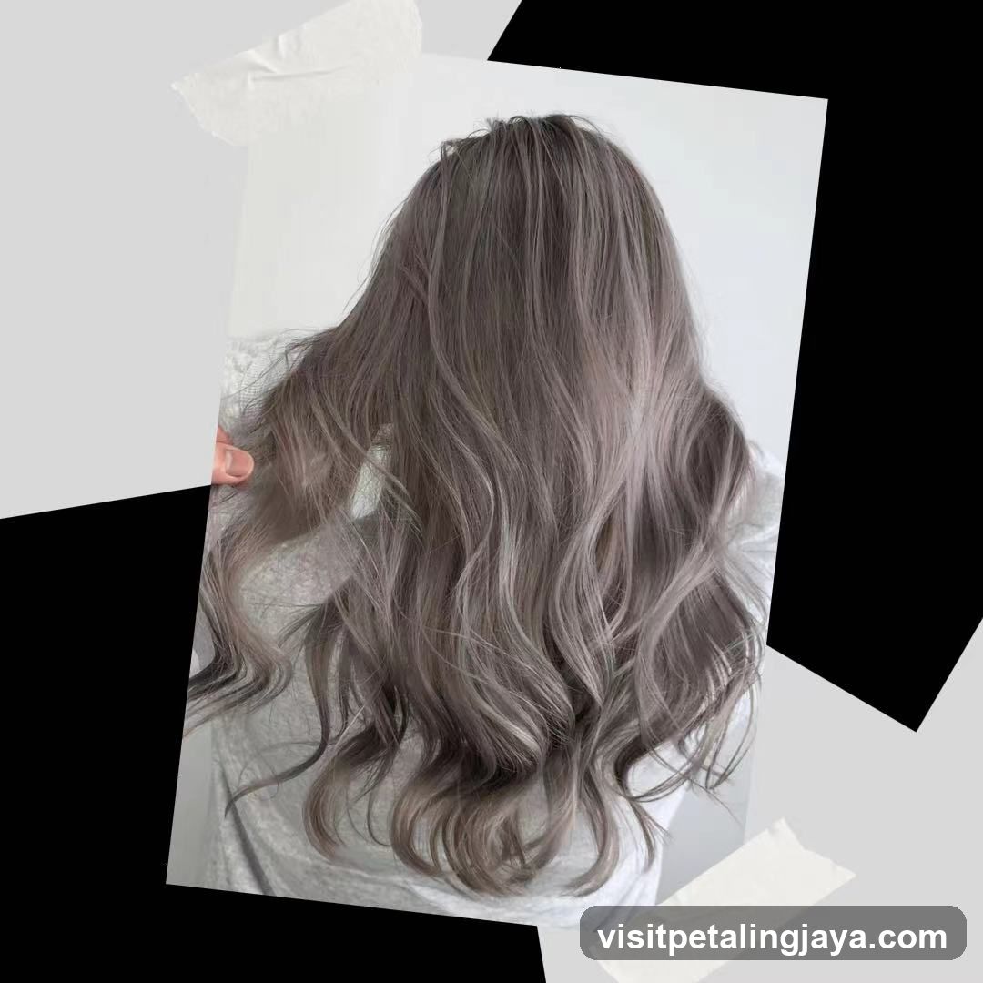 Wavy Ash-Blonde Hair