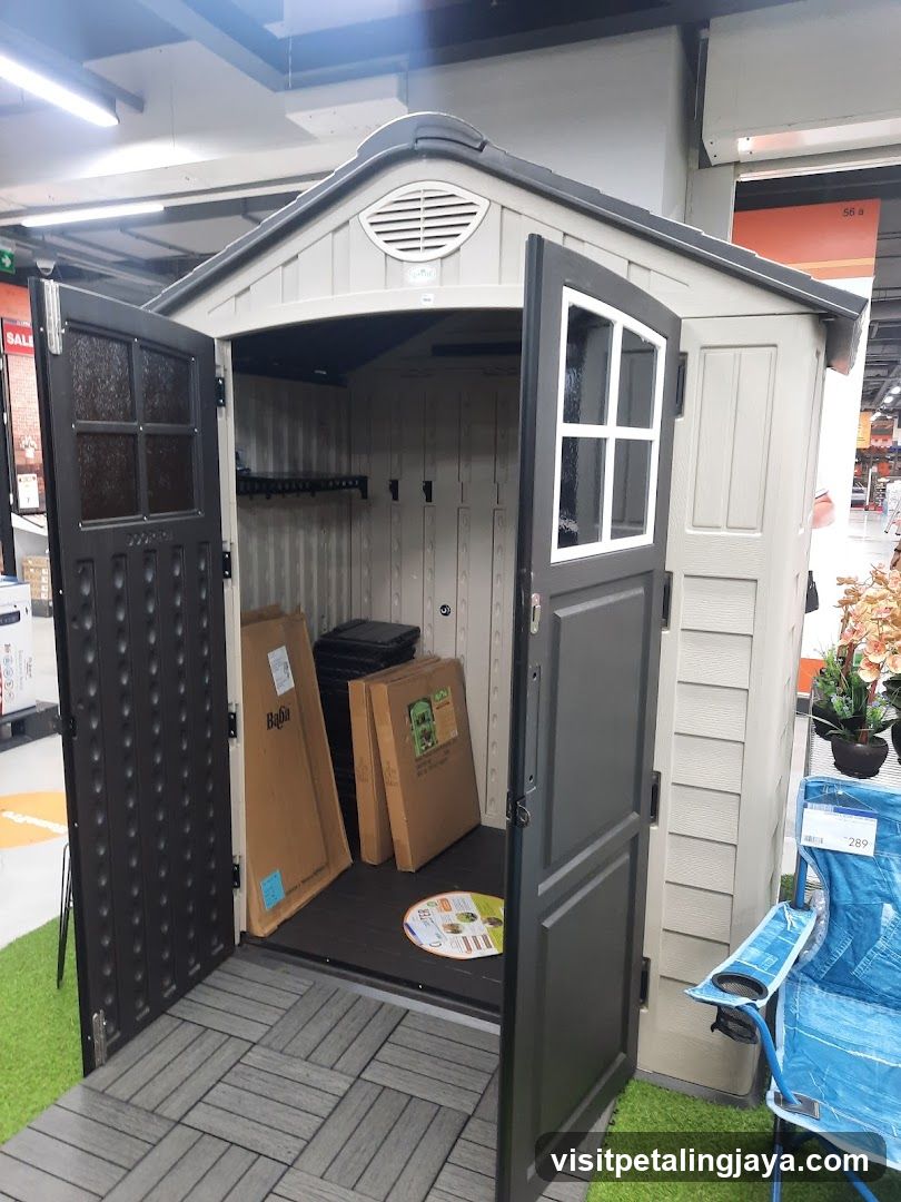 Outdoor Storage Shed Display