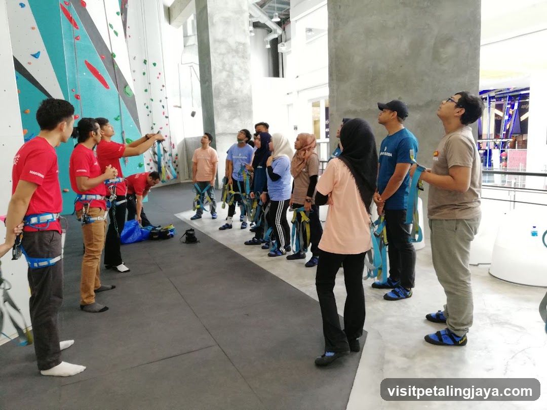 Climbing Instruction Session