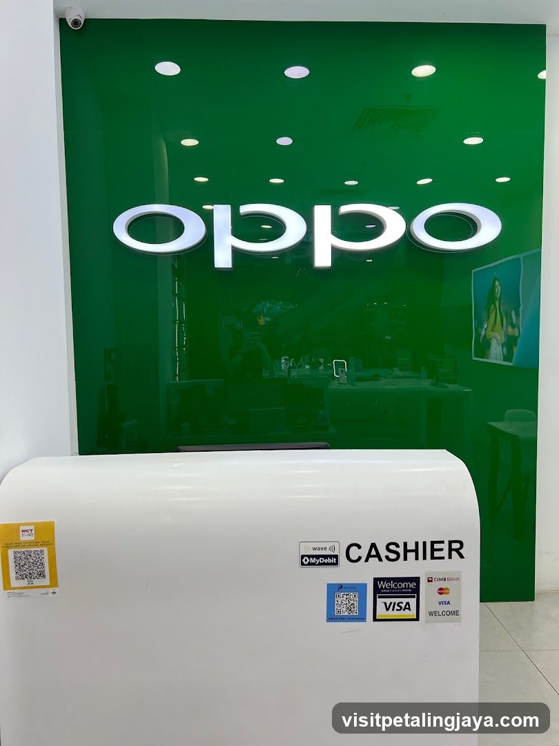 Oppo Store Interior