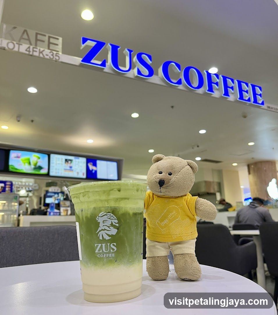 ZUS COFFEE interior