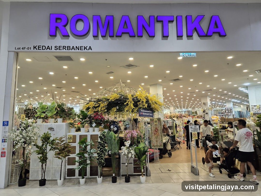 Romantika Paradigm Mall