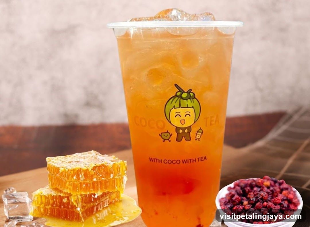 Coco Tea Drink with Honeycomb and Dried Berries
