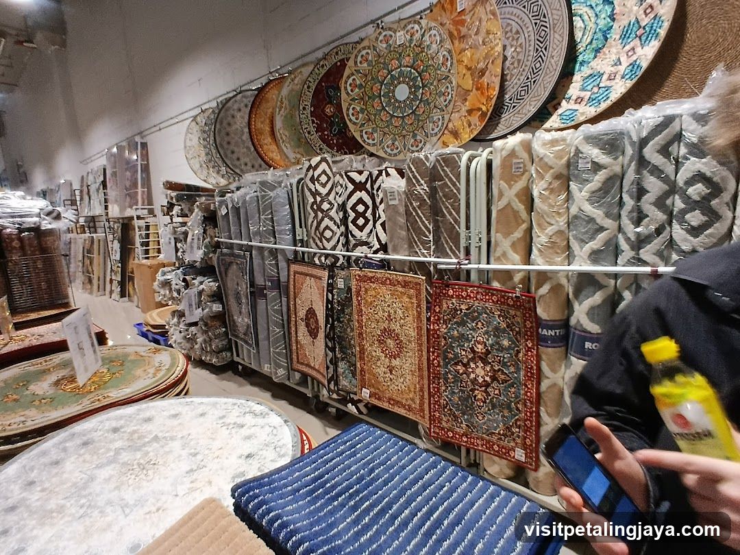 Rugs and Carpets Display