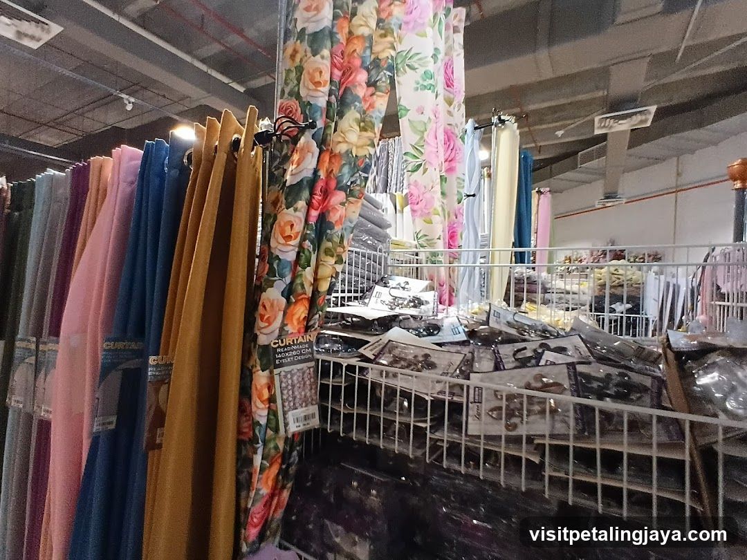 Curtains and Accessories Display