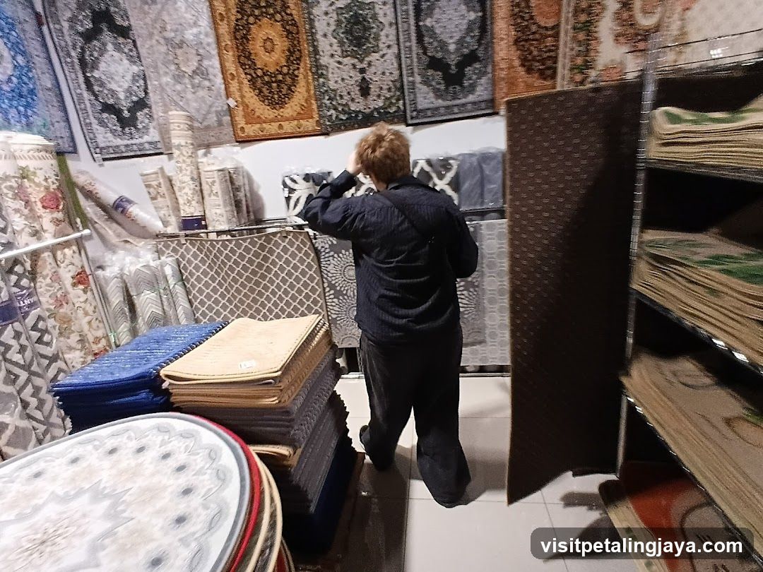 Rugs and Mats Display