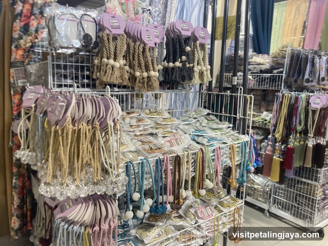 Curtain Tie-backs and Tassels