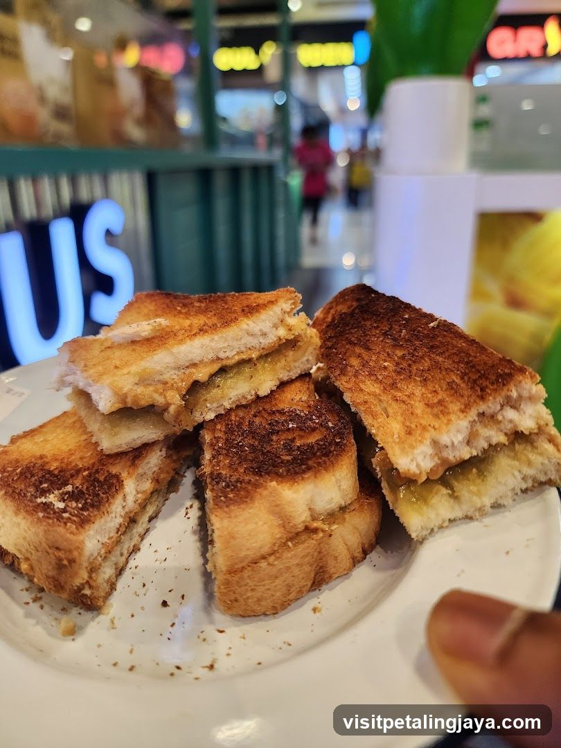 Toast with filling