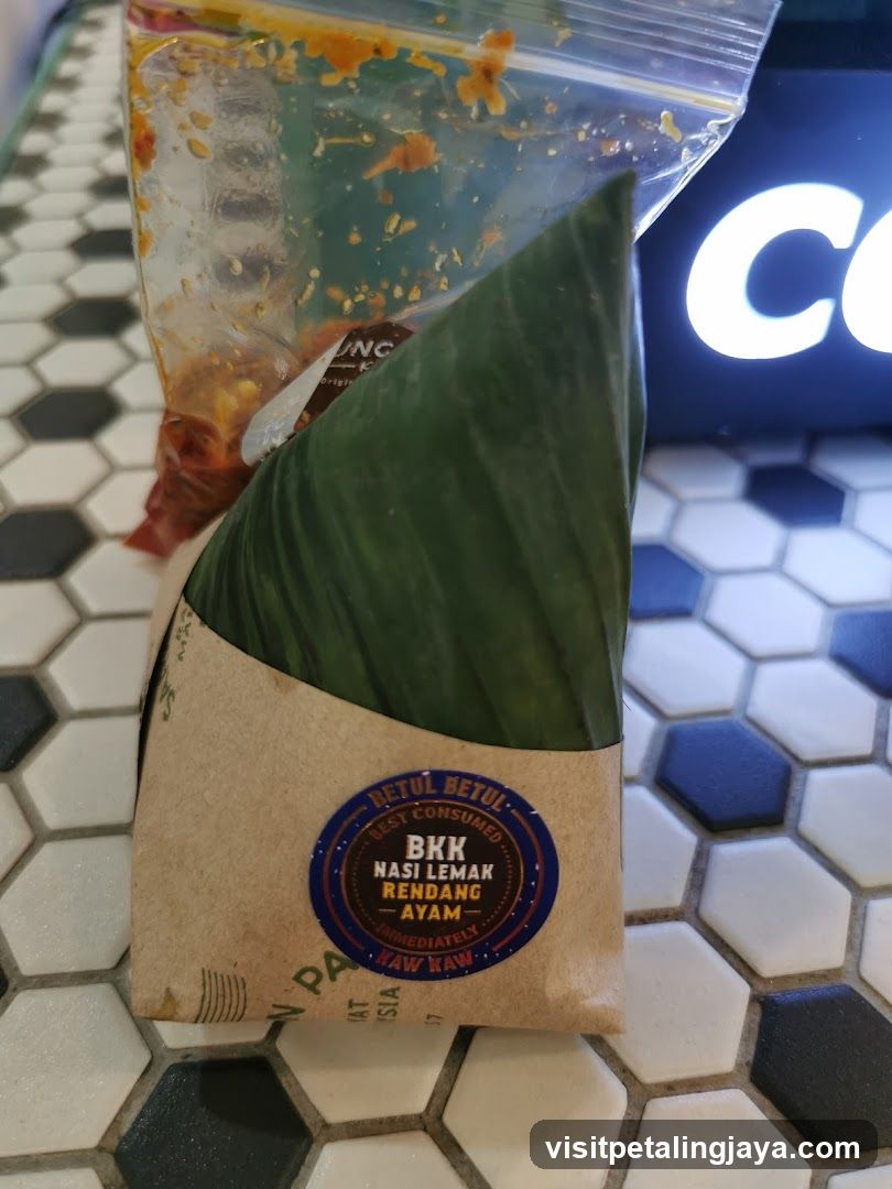 Nasi Lemak Rendang Ayam