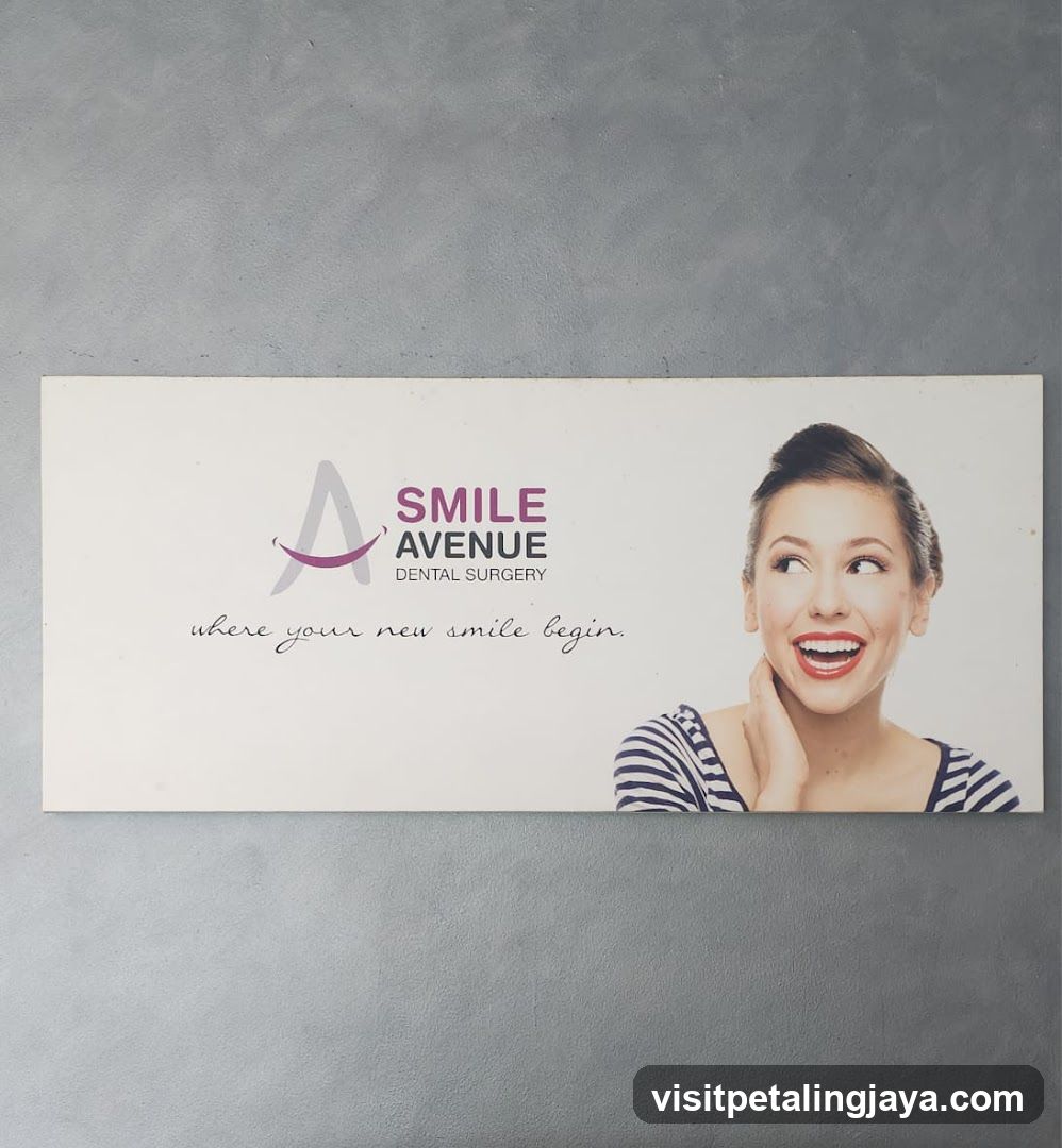 Smile Avenue Dental Surgery Flyer