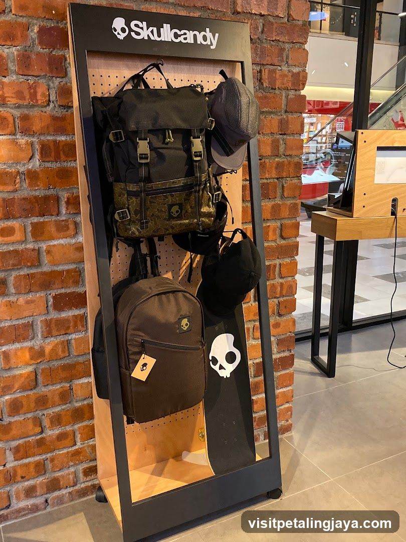 Skullcandy Merchandise Display